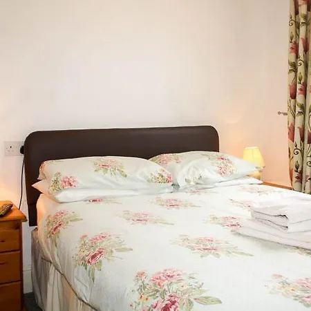 Atholl Bed & Breakfast 4*