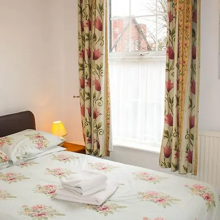 Atholl Bed & Breakfast 4*